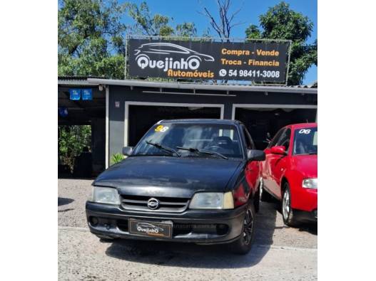 CHEVROLET - KADETT - 1997/1998 - Preta - R$ 8.900,00