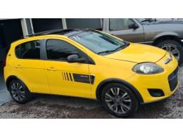 FIAT - PALIO - 2013/2014 - Amarela - R$ 42.900,00