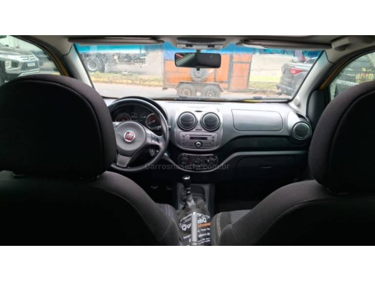 FIAT - PALIO - 2013/2014 - Amarela - R$ 42.900,00