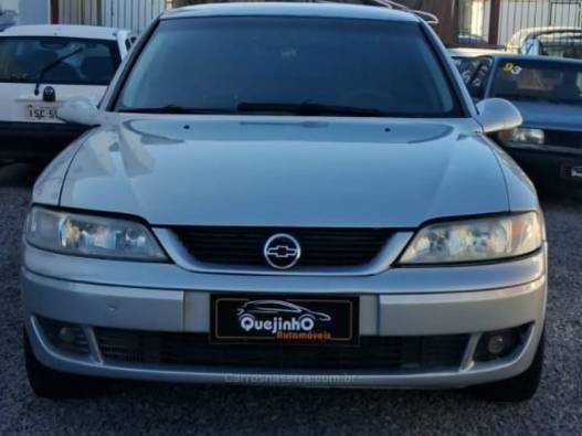 CHEVROLET - VECTRA - 2003/2003 - Prata - R$ 24.900,00