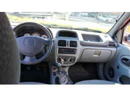 RENAULT - CLIO - 2010/2010 - Vermelha - R$ 21.900,00