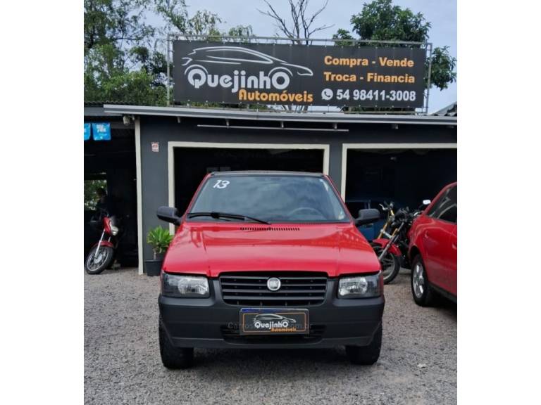 FIAT - UNO - 2012/2013 - Vermelha - R$ 21.900,00