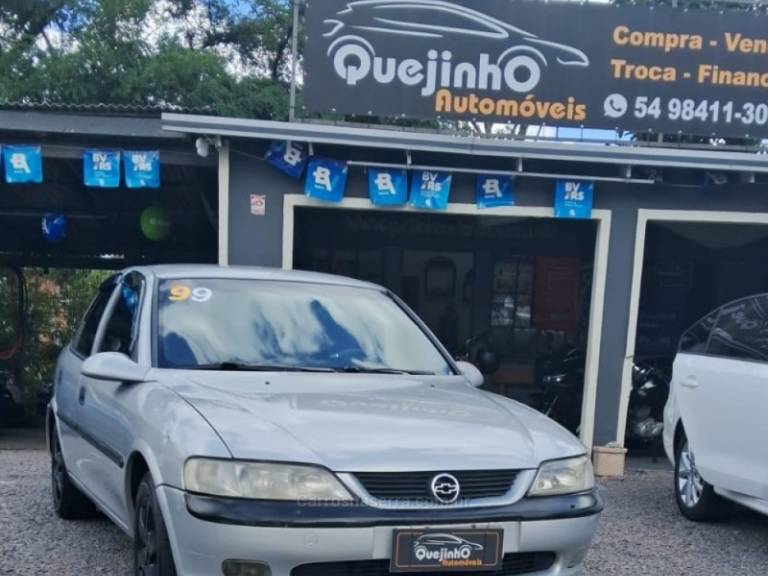 CHEVROLET - VECTRA - 1999/1999 - Prata - R$ 16.900,00