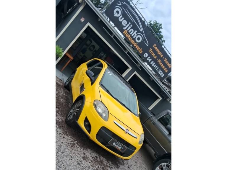 FIAT - PALIO - 2013/2014 - Amarela - R$ 42.900,00