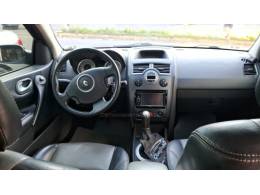 RENAULT - MÉGANE - 2012/2012 - Preta - R$ 31.900,00