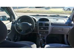 RENAULT - CLIO - 2000/2000 - Cinza - R$ 9.900,00