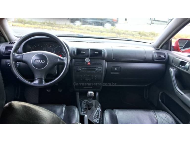 AUDI - A3 - 2006/2006 - Vermelha - R$ 28.900,00