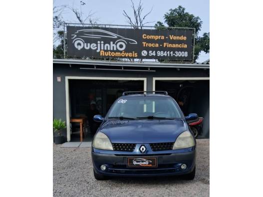 RENAULT - CLIO - 2005/2006 - Azul - R$ 12.900,00