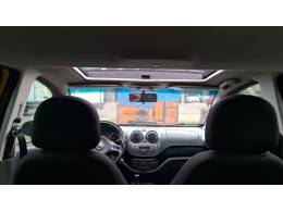 FIAT - PALIO - 2013/2014 - Amarela - R$ 42.900,00